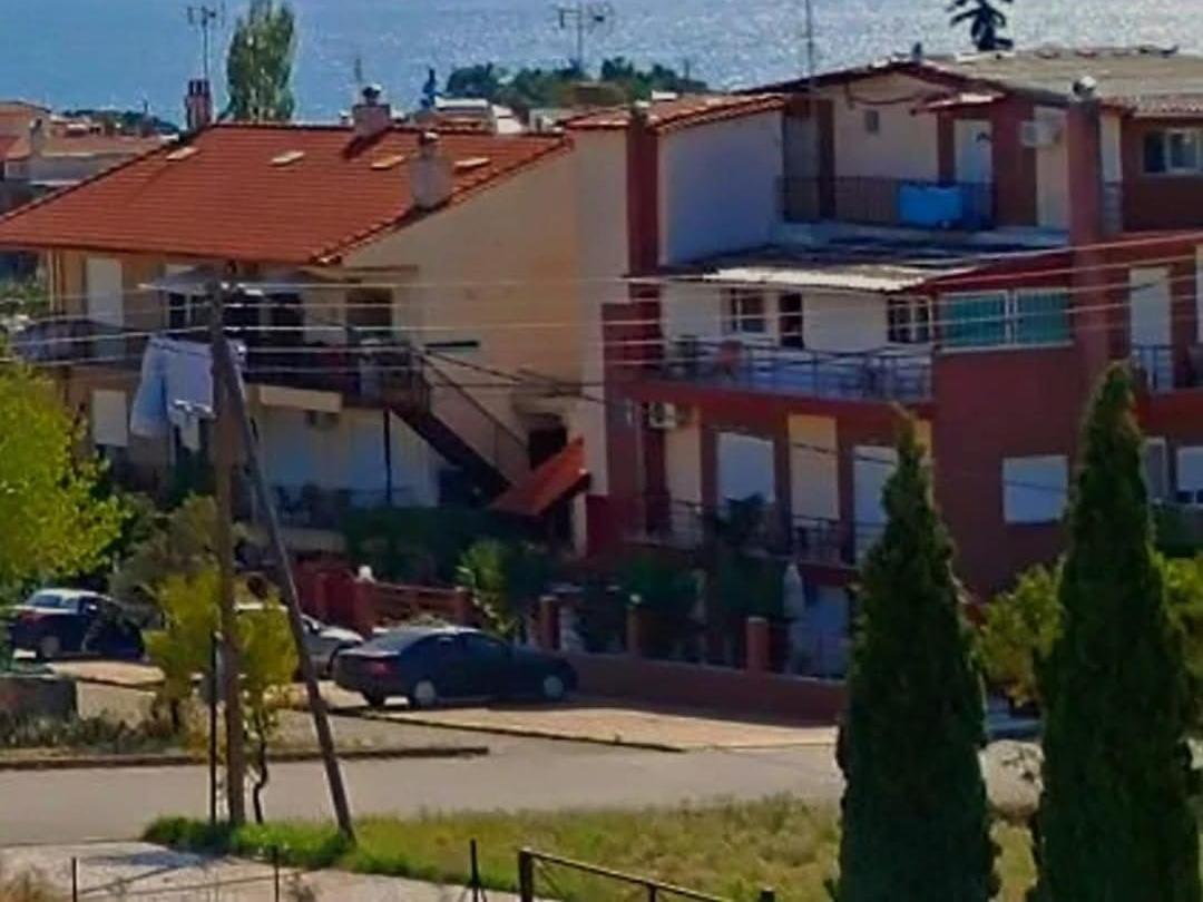 Blue Moon Apartments Néa Mihanióna Kültér fotó